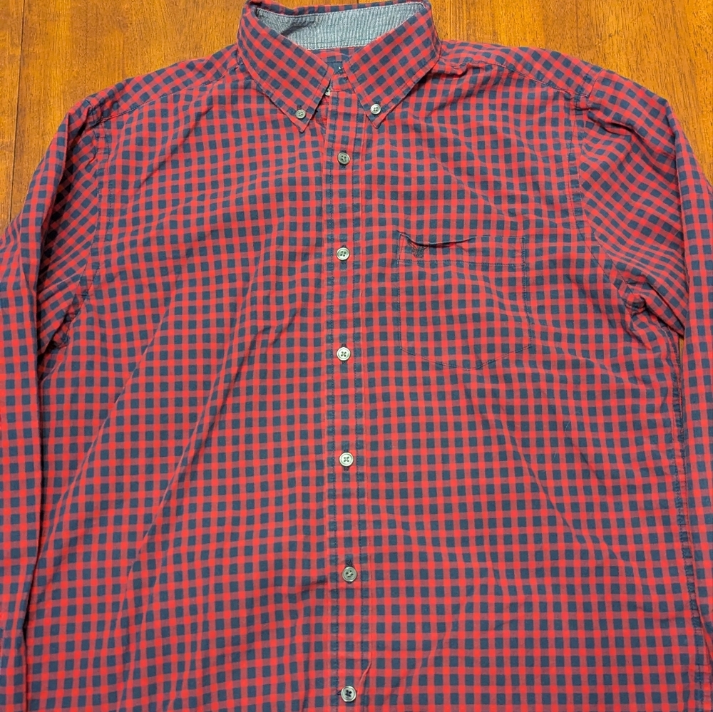 American Eagle Men's Red and Black Checkered Shirt